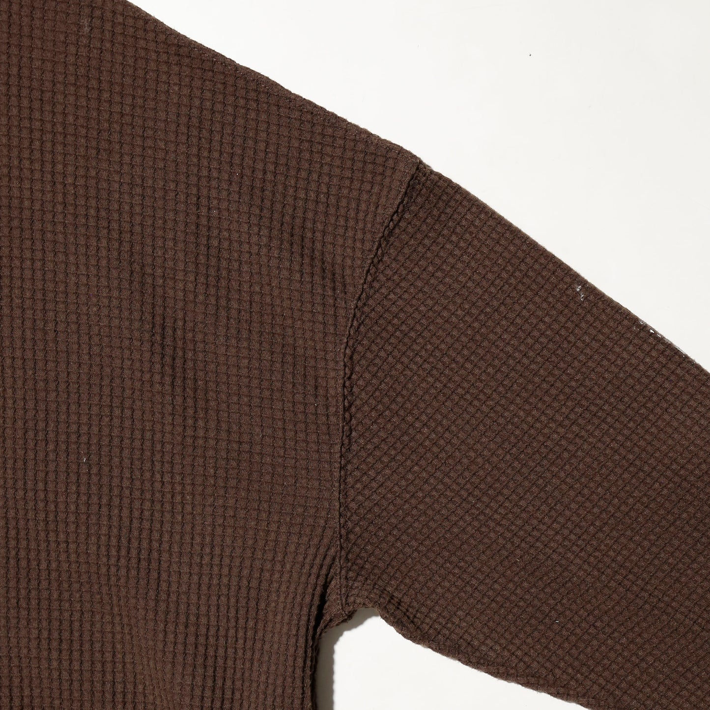 *one-off "the world is yours" hand screen waffle hoodie