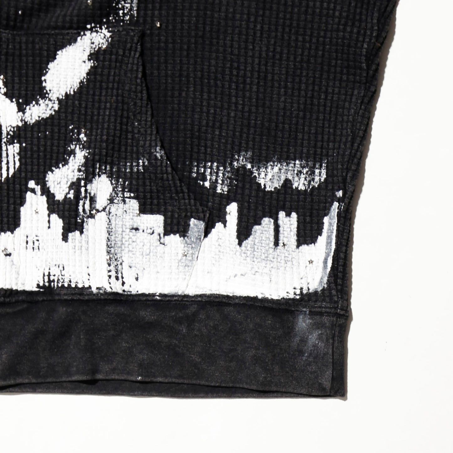 *one-off "the world is yours" hand screen waffle hoodie
