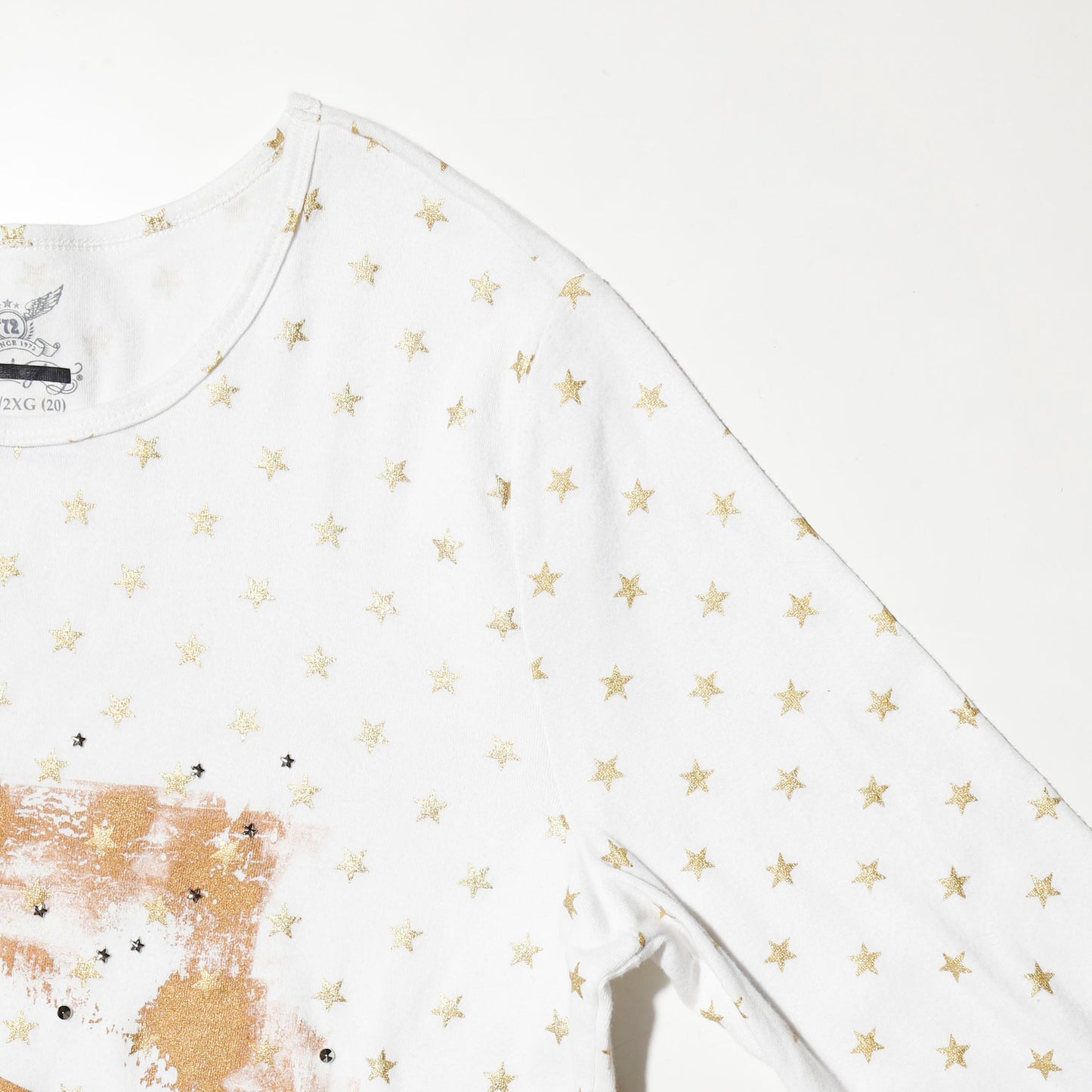 *one-off "the world is yours" hand screen l/s