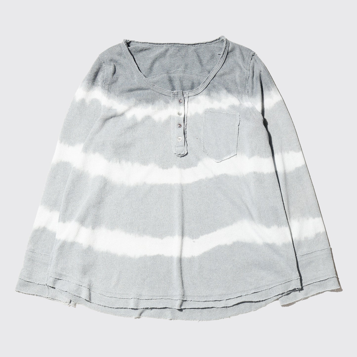 vintage henry neck foggy border cut sew