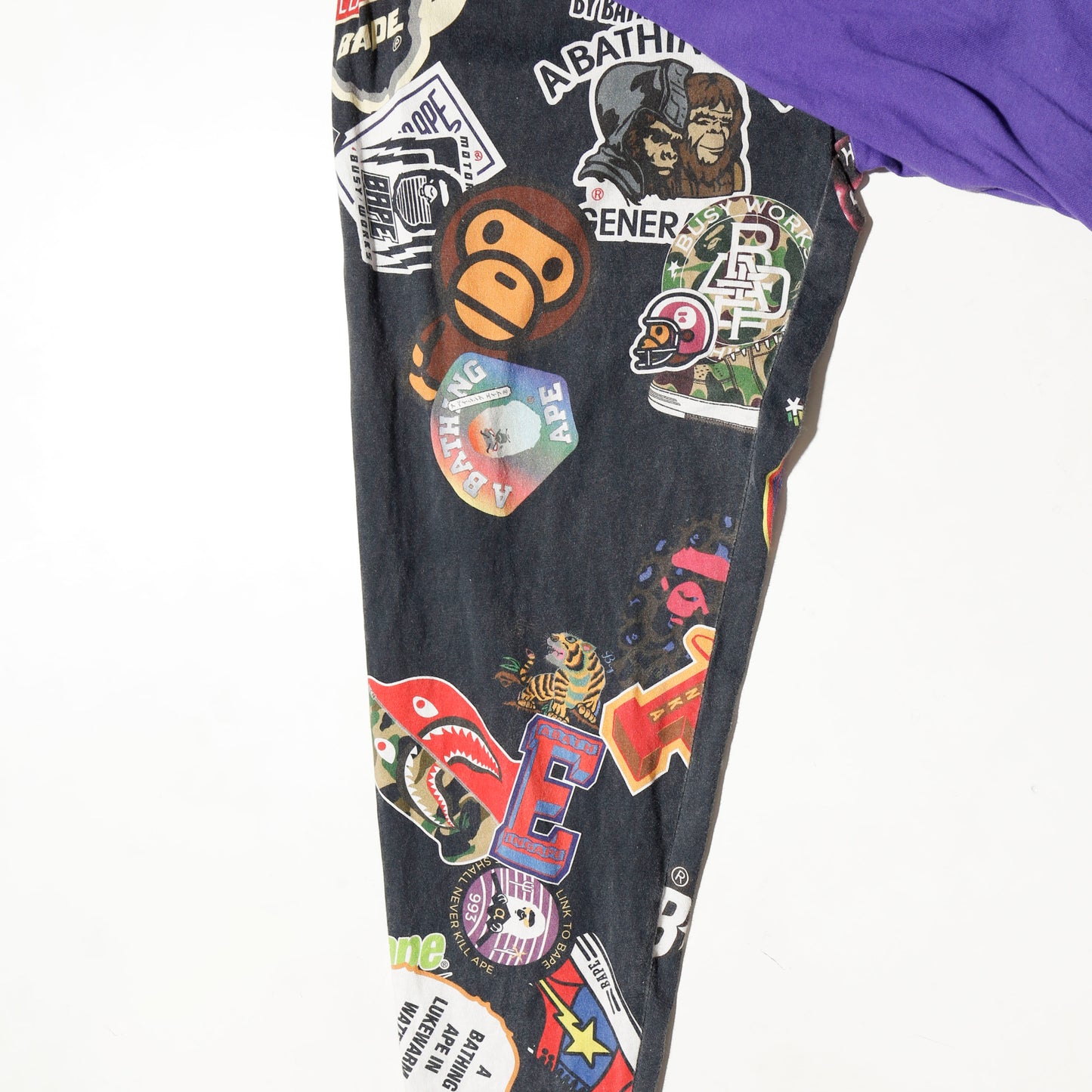 A BATHING APE® multi motif print l/s