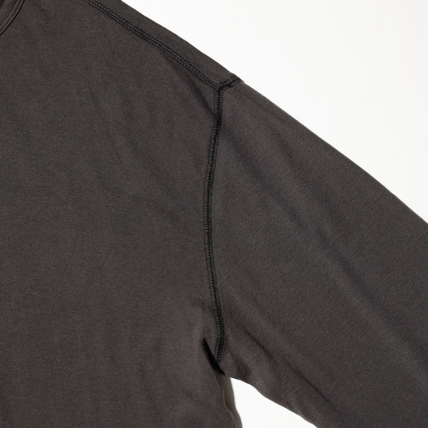 *one-off broken henry neck cut sew
