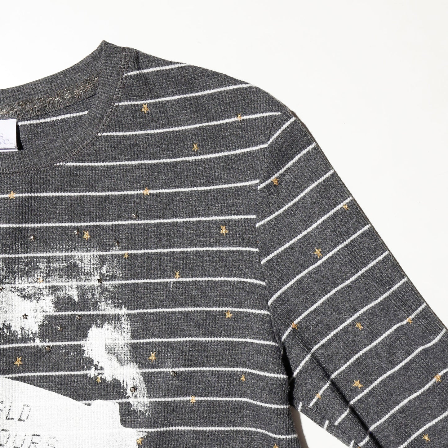 *one-off "the world is yours" hand screen l/s