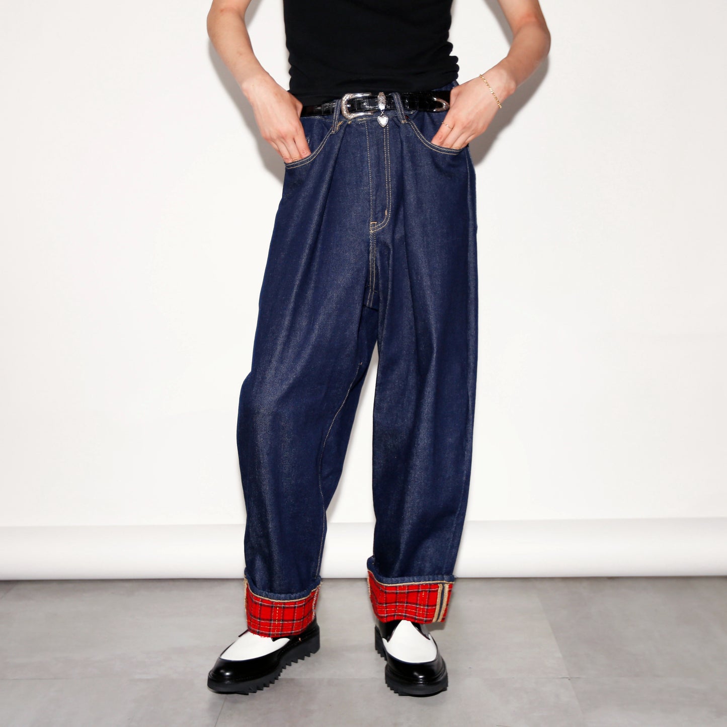 vintage tucked roll up jeans