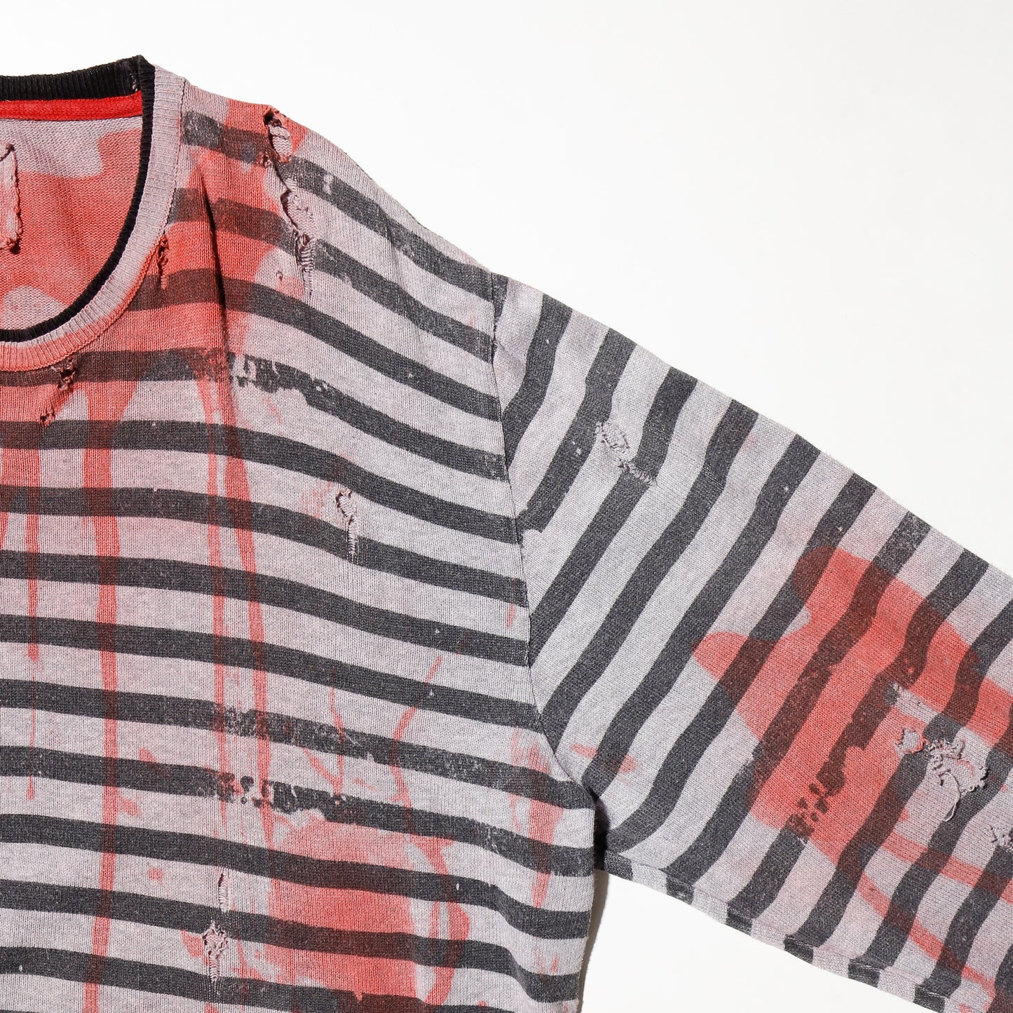 *one-off accident border broken sweater