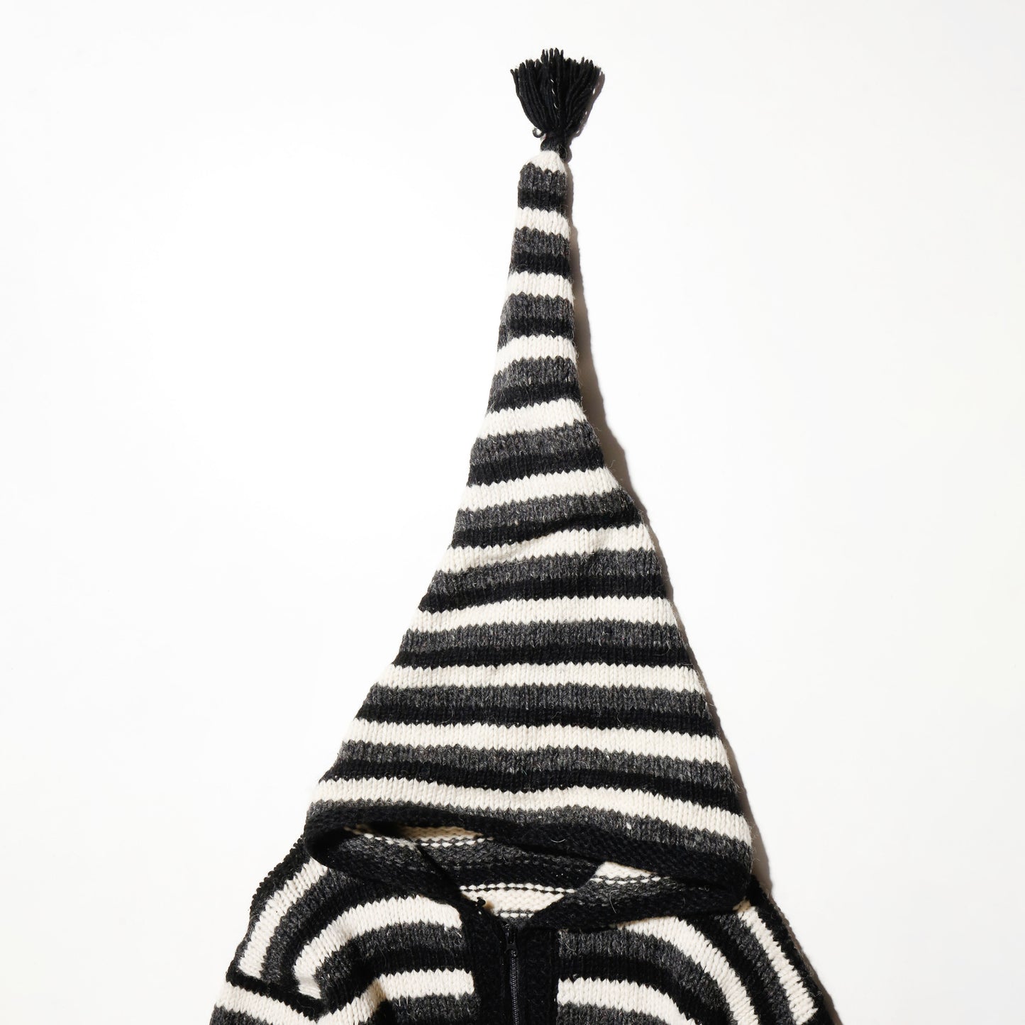 vintage wizard hood ecuador knit jacket with kapper badge