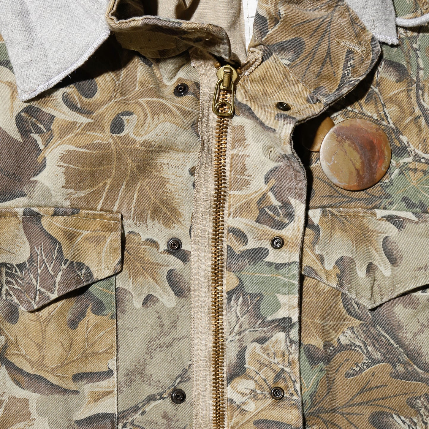 *one-off field jacket , with hoodie/kapper badge