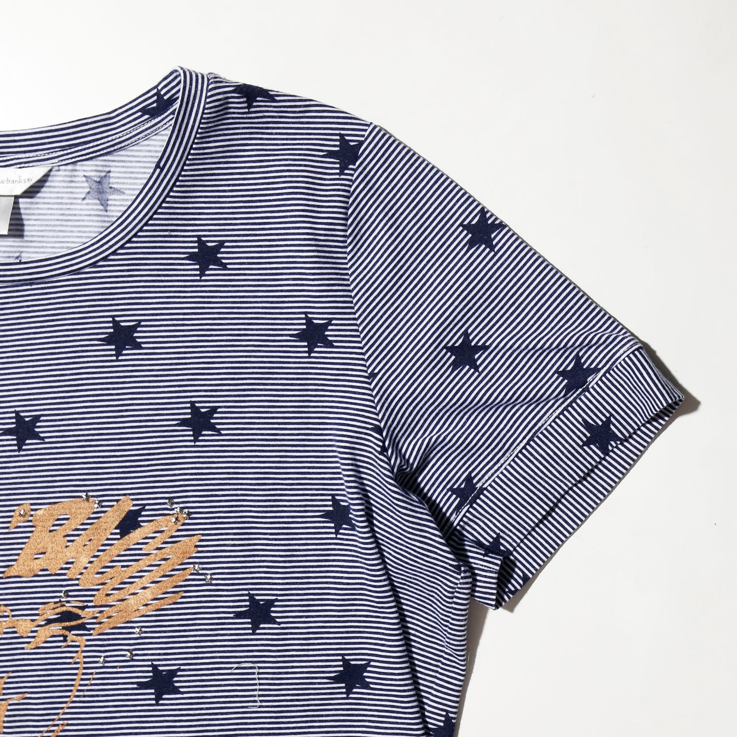 *one-off "the world is yours" hand screen t-shirt