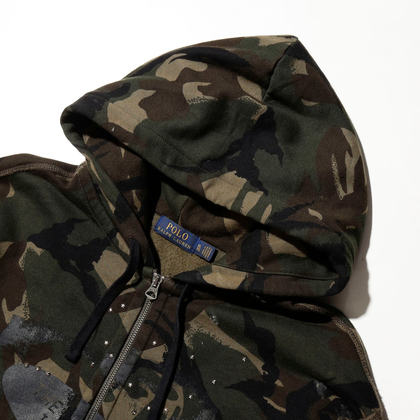 *one-off "the world is yours" hand screen hoodie