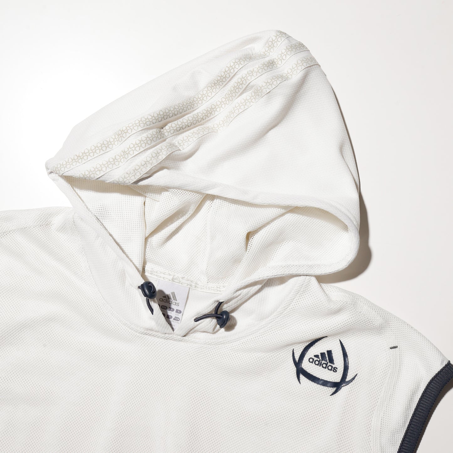 vintage 00's adidas mesh hooded vest