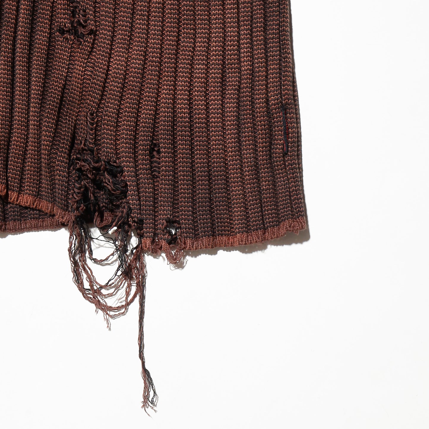 *one-off dust broken drivers sweater with kapper badge