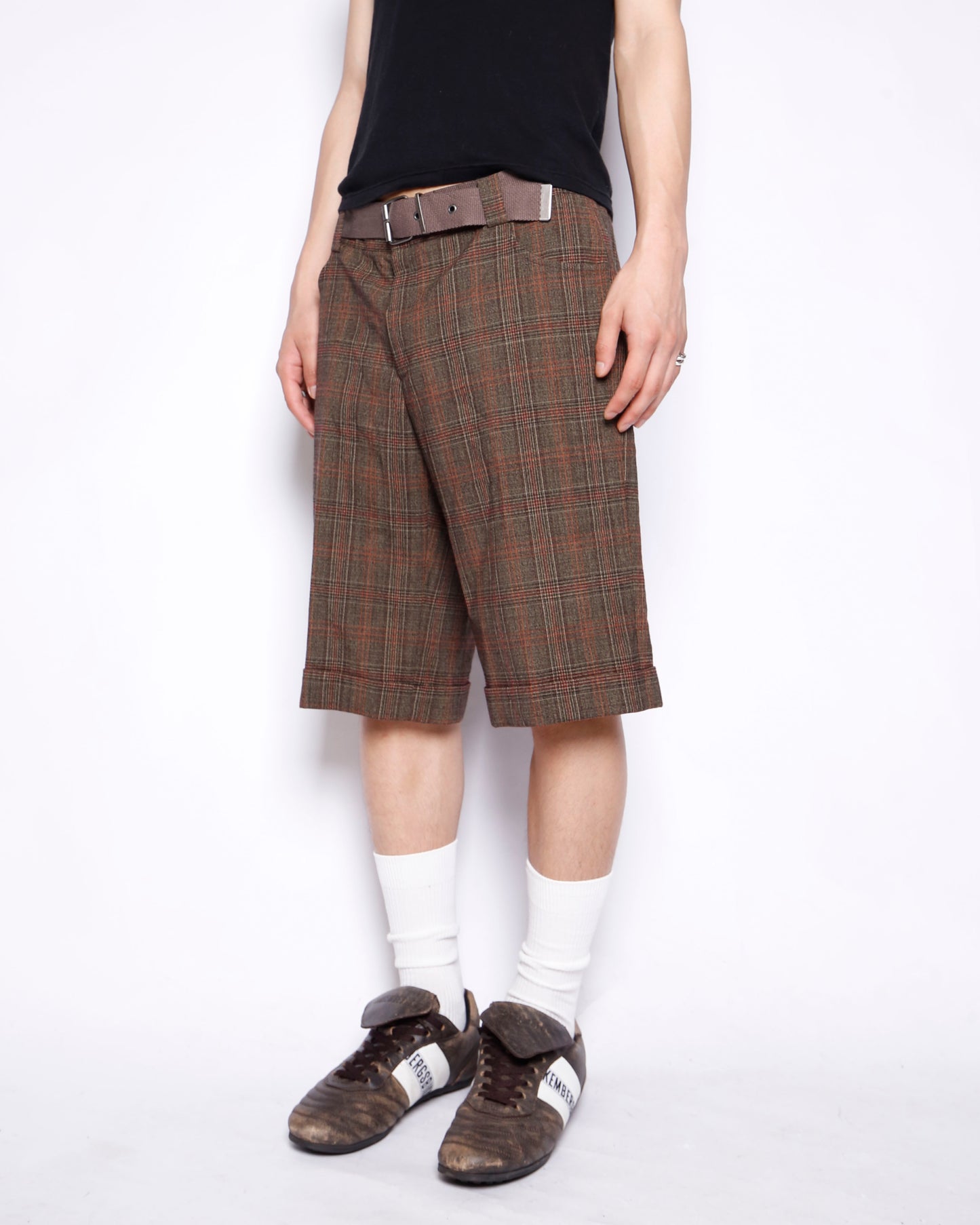 vintage belted low rise glen check shorts