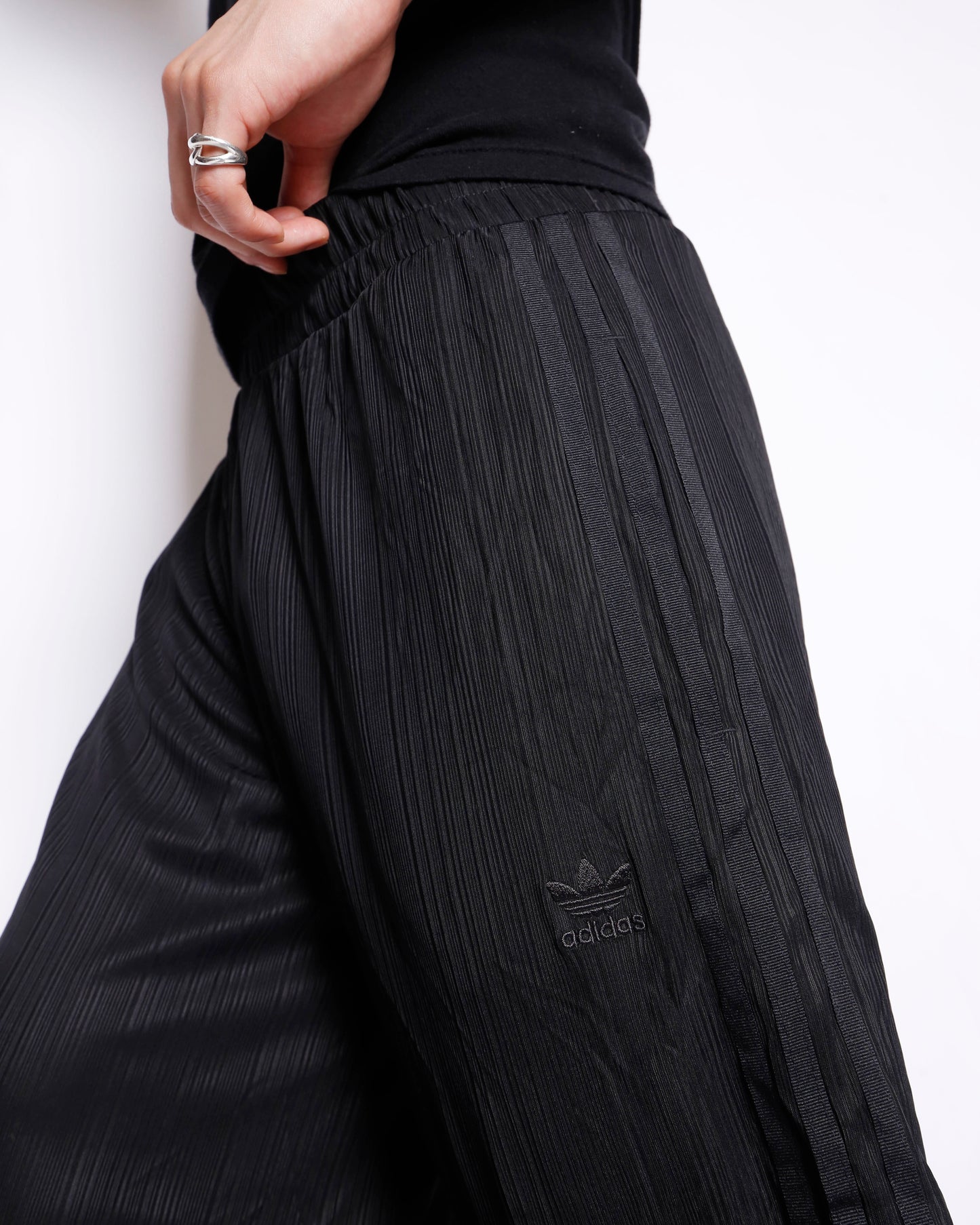 adidas original pleats wide truck pants