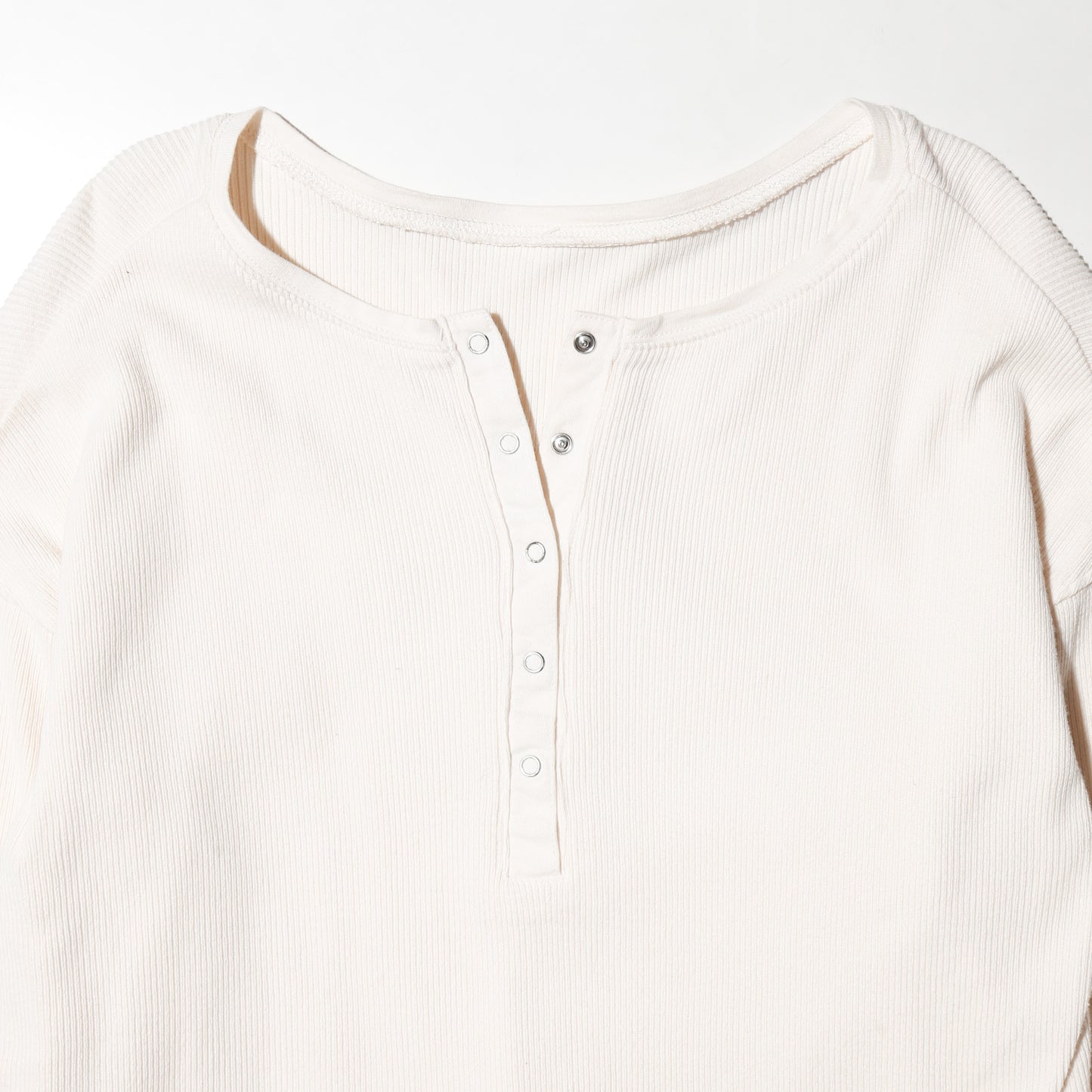 vintage rounded henry neck cut sew