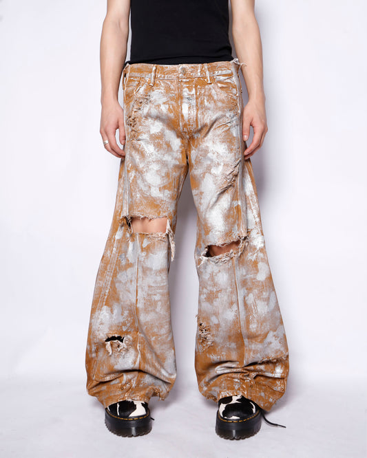 *one-off broken upside down jeans: model- silver dust camel