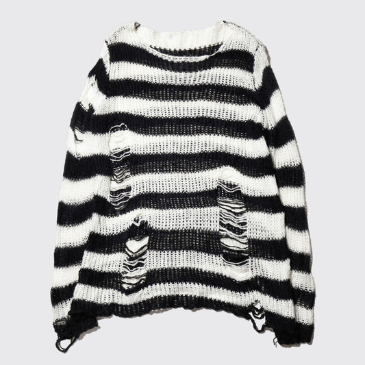 *one-off broken border sweater