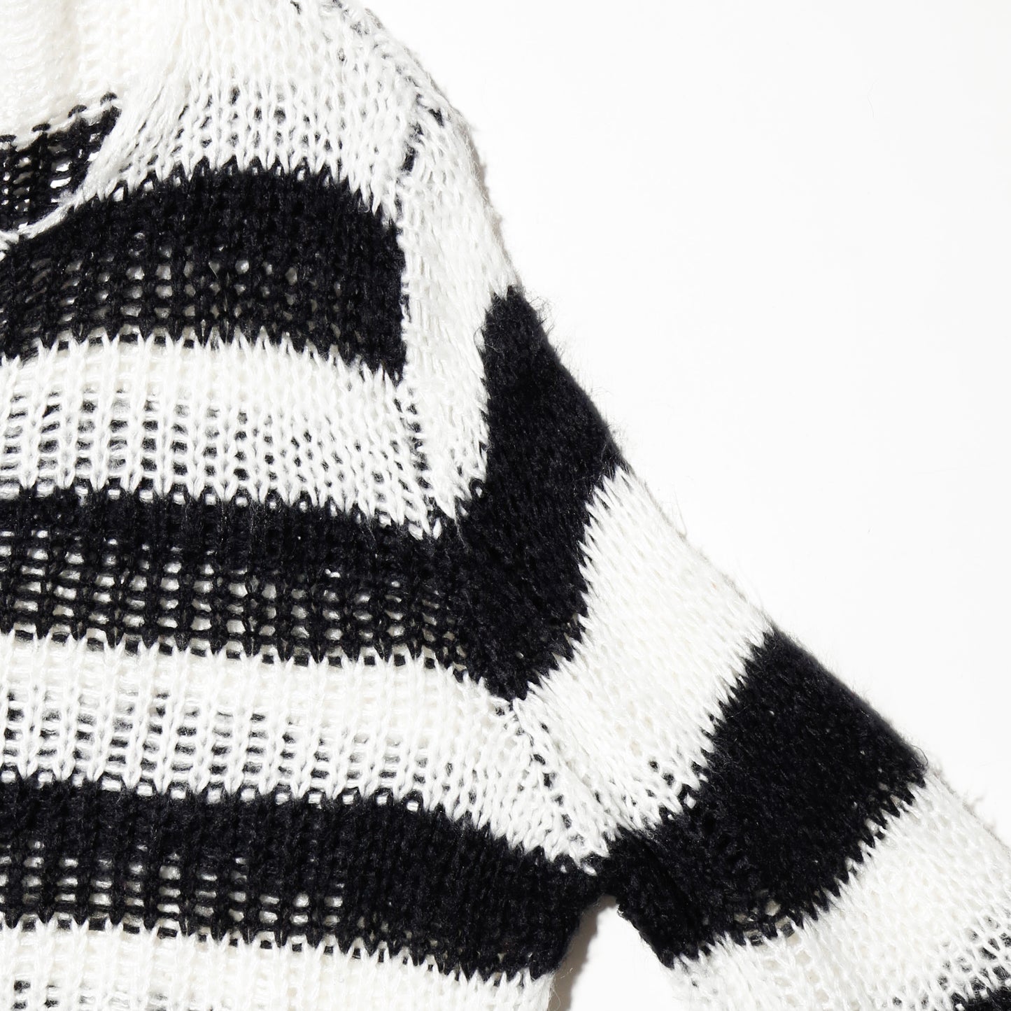 *one-off broken border sweater