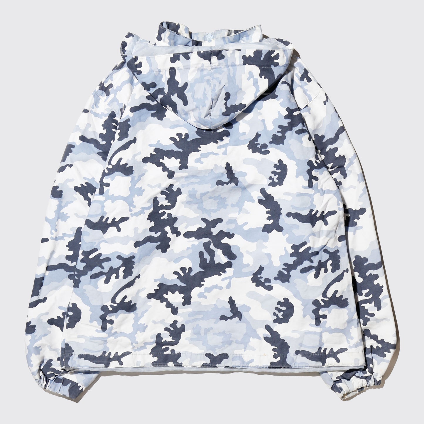 vintage camouflage anorack , detachable hoodie