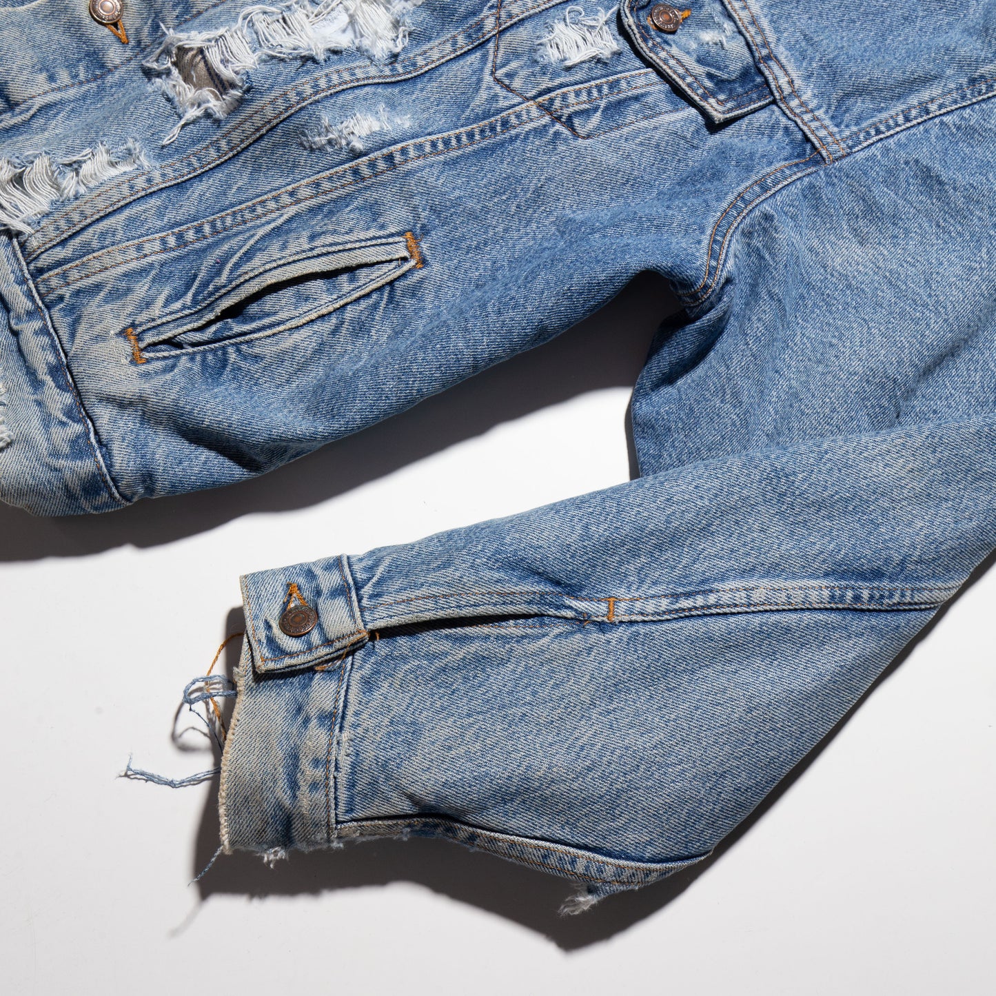 vintage Levi's broken trucker jacket , with check liner