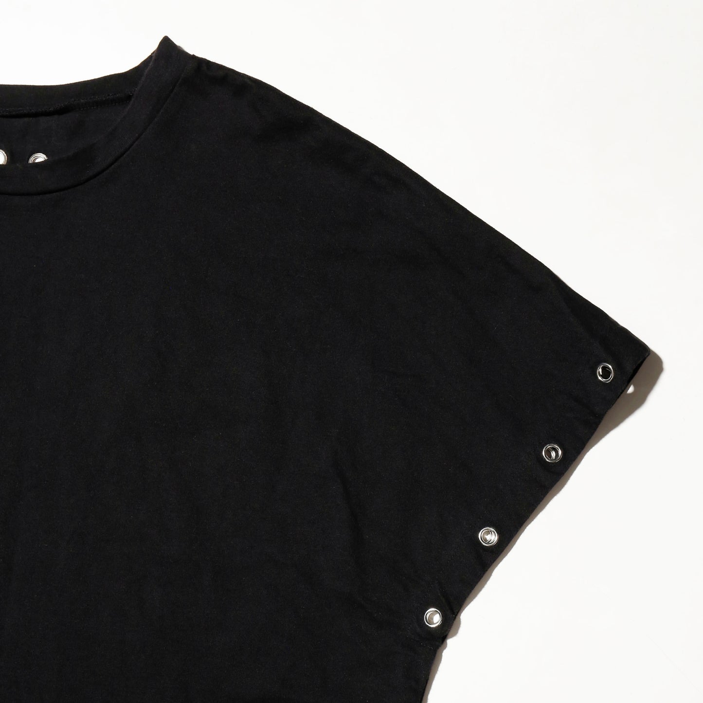 vintage eyelet cut sew