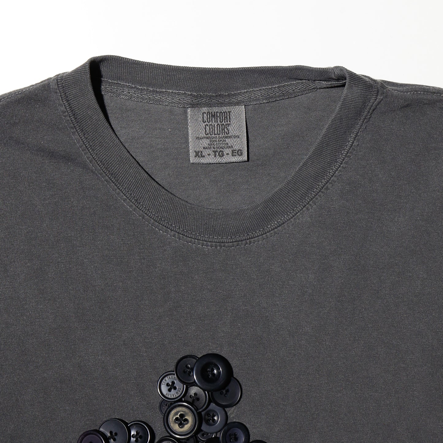 *one-off tsugihagi sleeve l/s - button assemblage