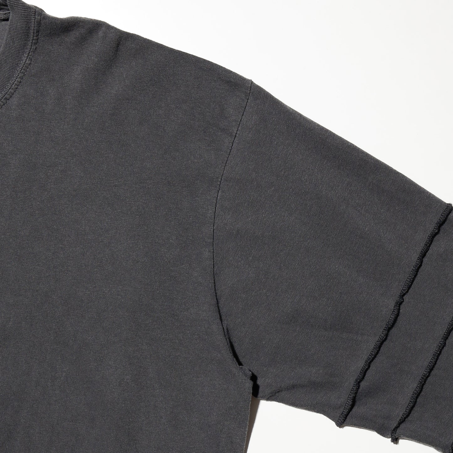 *one-off tsugihagi sleeve l/s - button assemblage