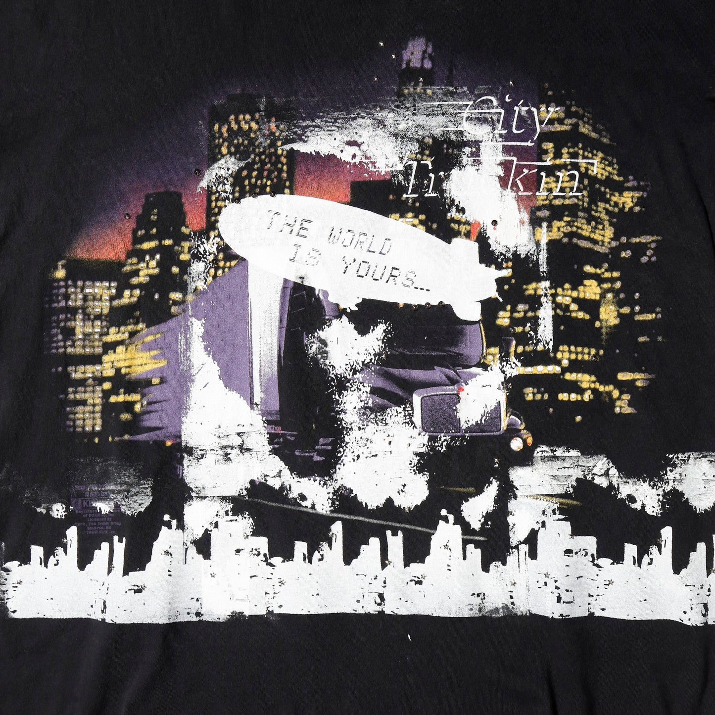 *one-off "the world is yours" hand screen n/s t-shirt