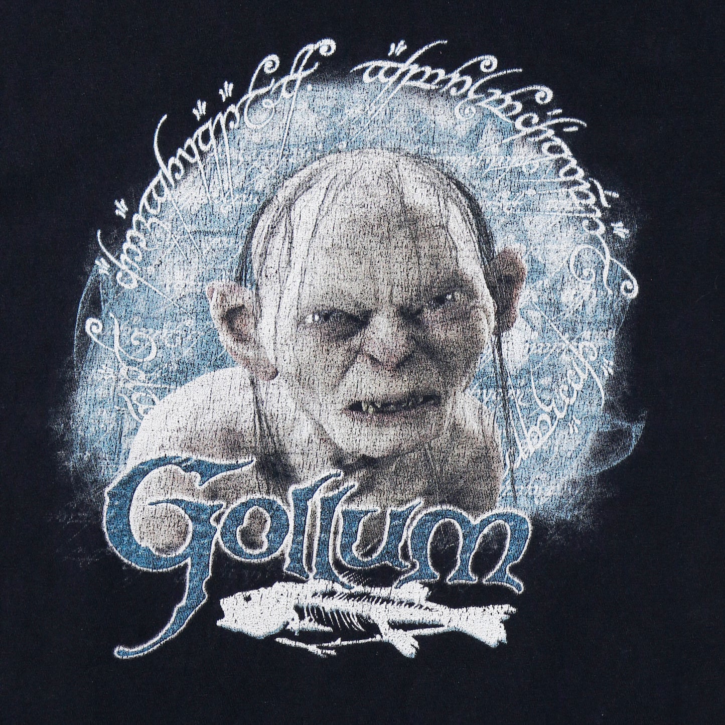 vintage 00's Lord of the Rings "Gollum" t-shirt
