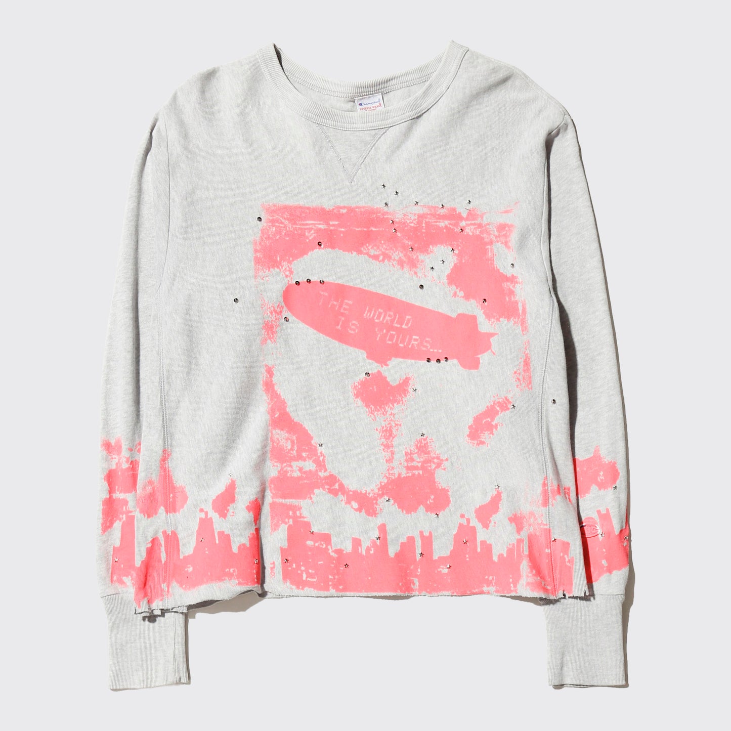 *one-off "the world is yours" hand screen l/s