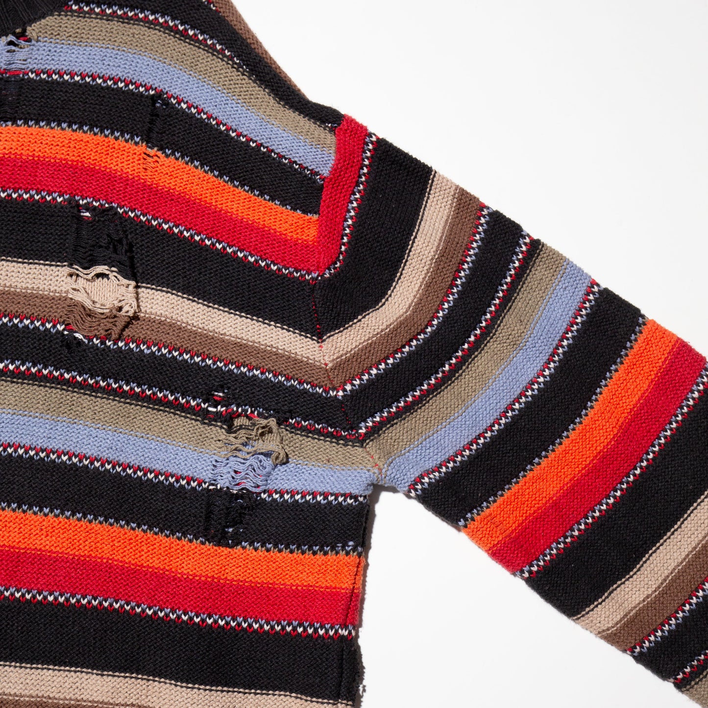 vintage broken border sweater