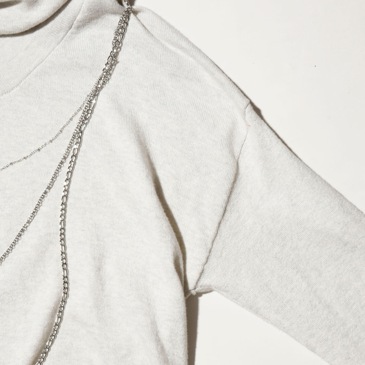vintage chain off cowl neck pullover, *cut off