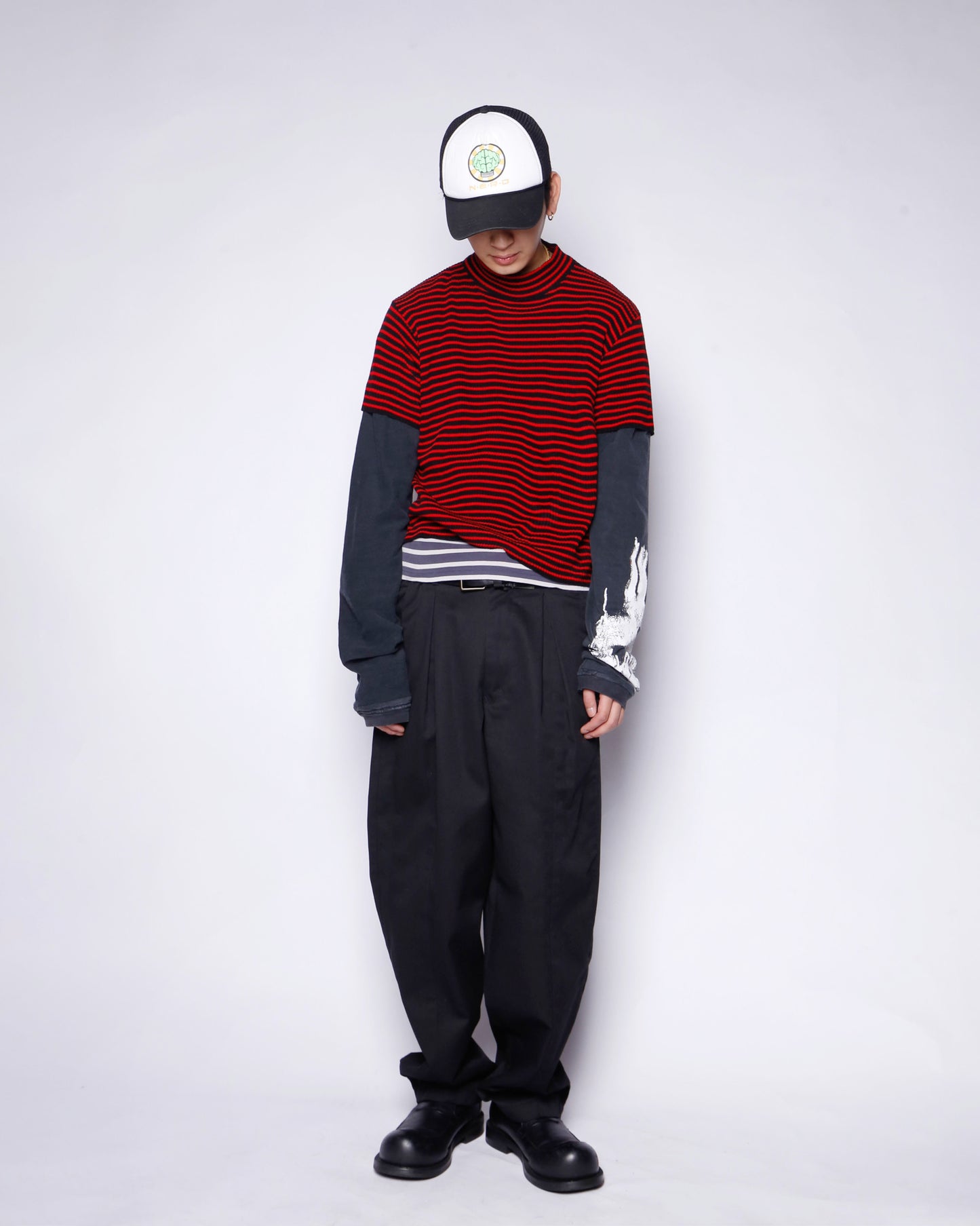 *one-off hybrid border cut sew