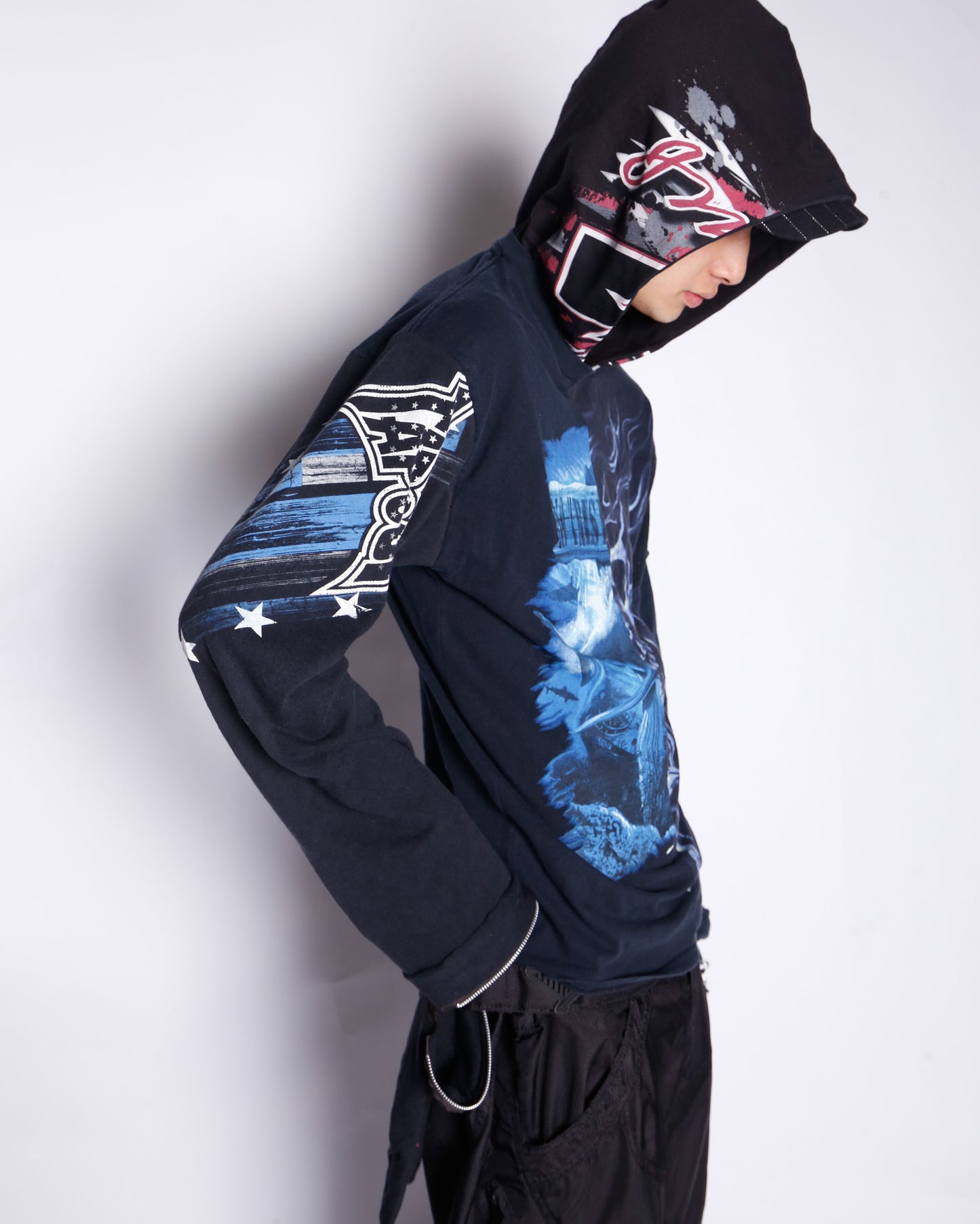 *one-off hybrid hooded cut sew, with detachable globes