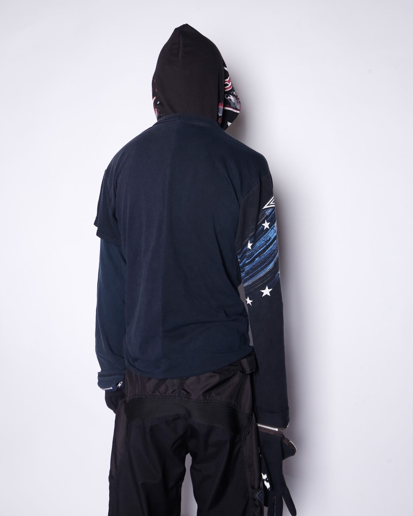 *one-off hybrid hooded cut sew, with detachable globes