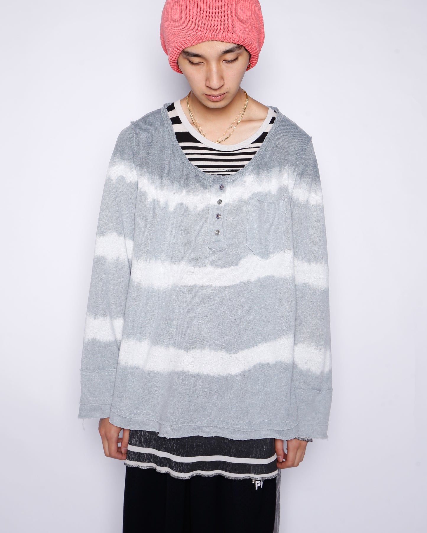 vintage henry neck foggy border cut sew