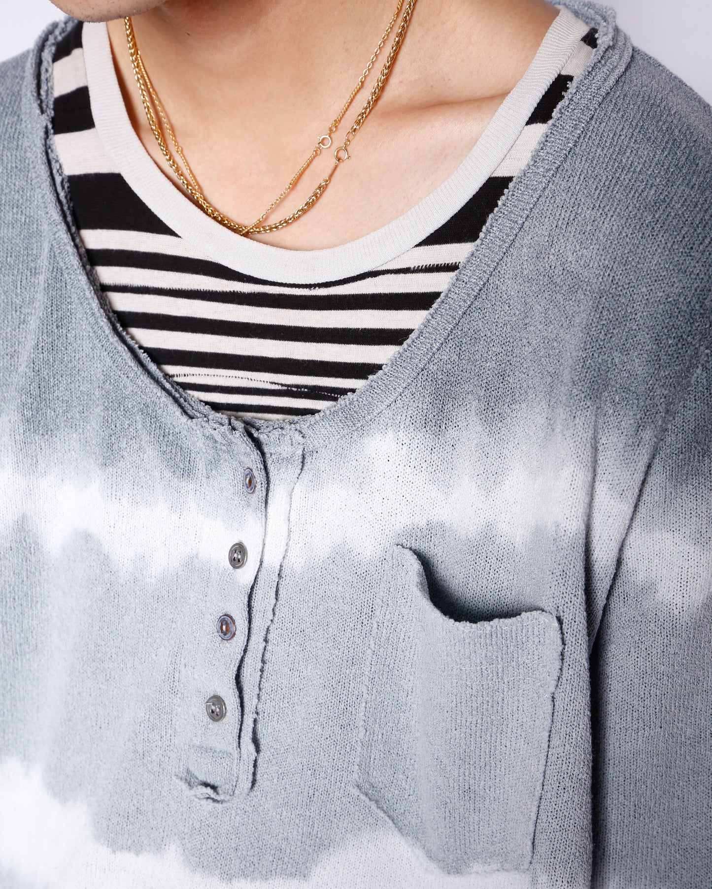 vintage henry neck foggy border cut sew
