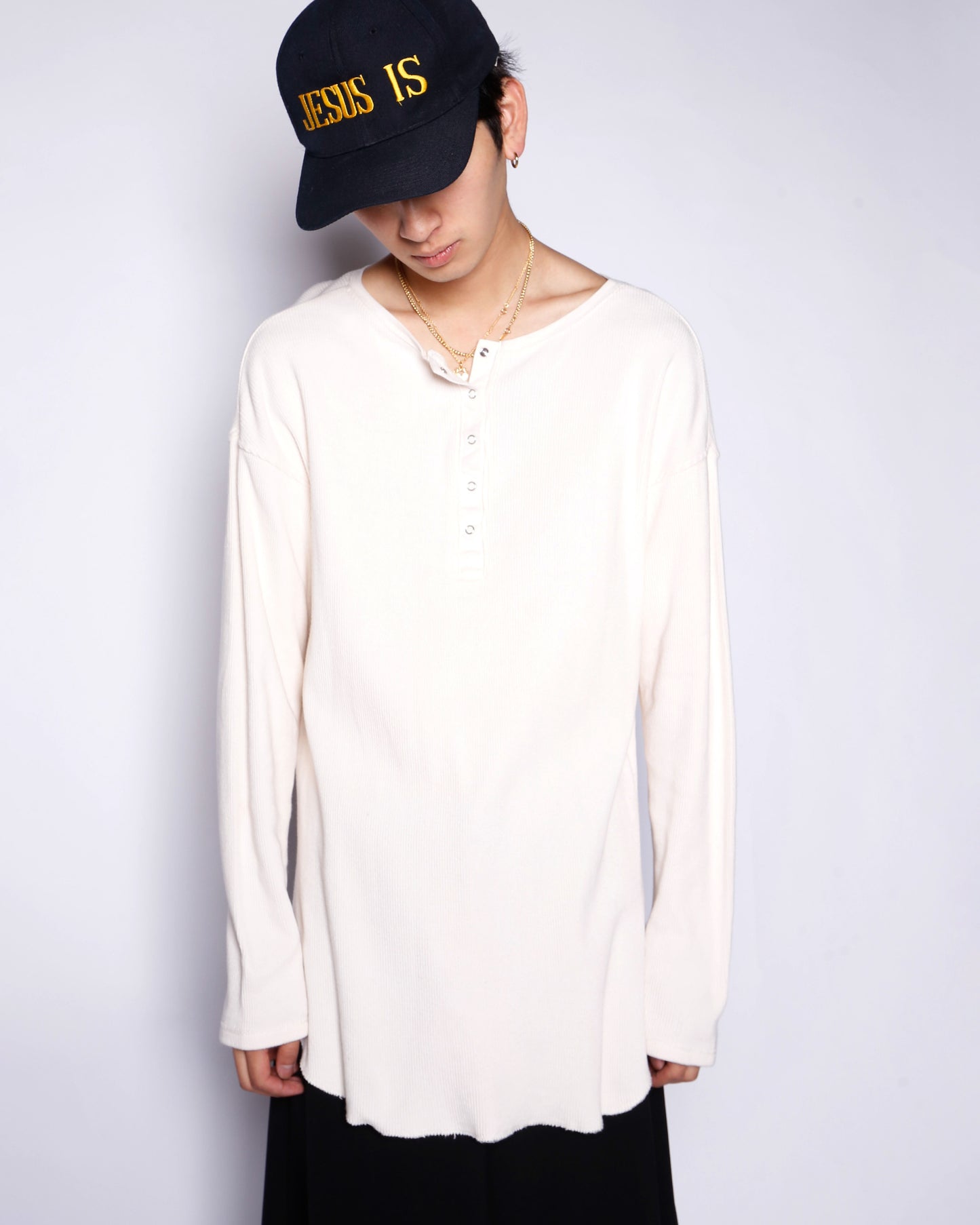 vintage rounded henry neck cut sew