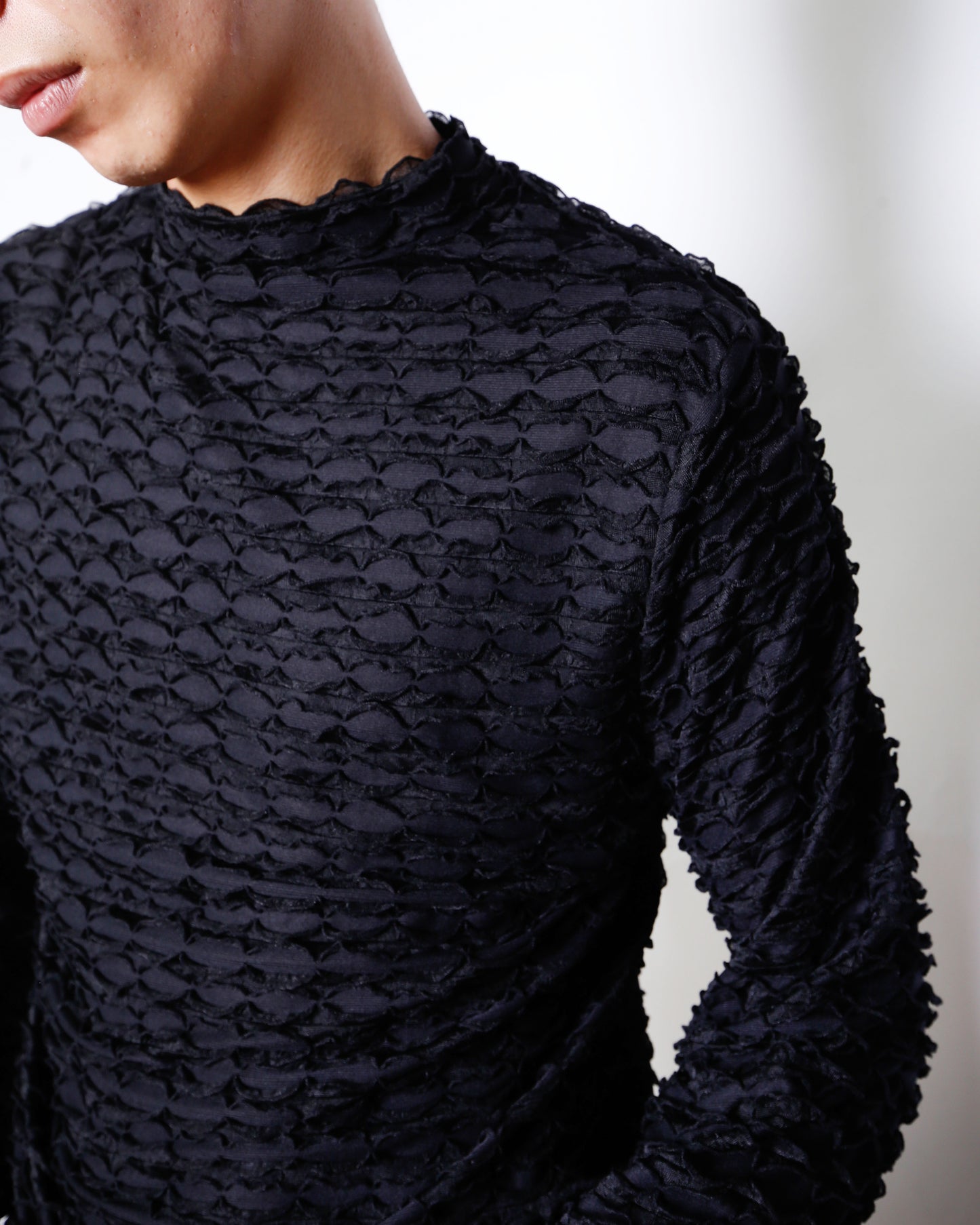 vintage textured frill cut sew
