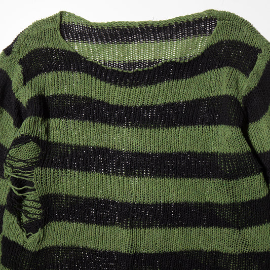 vintage broken border sweater