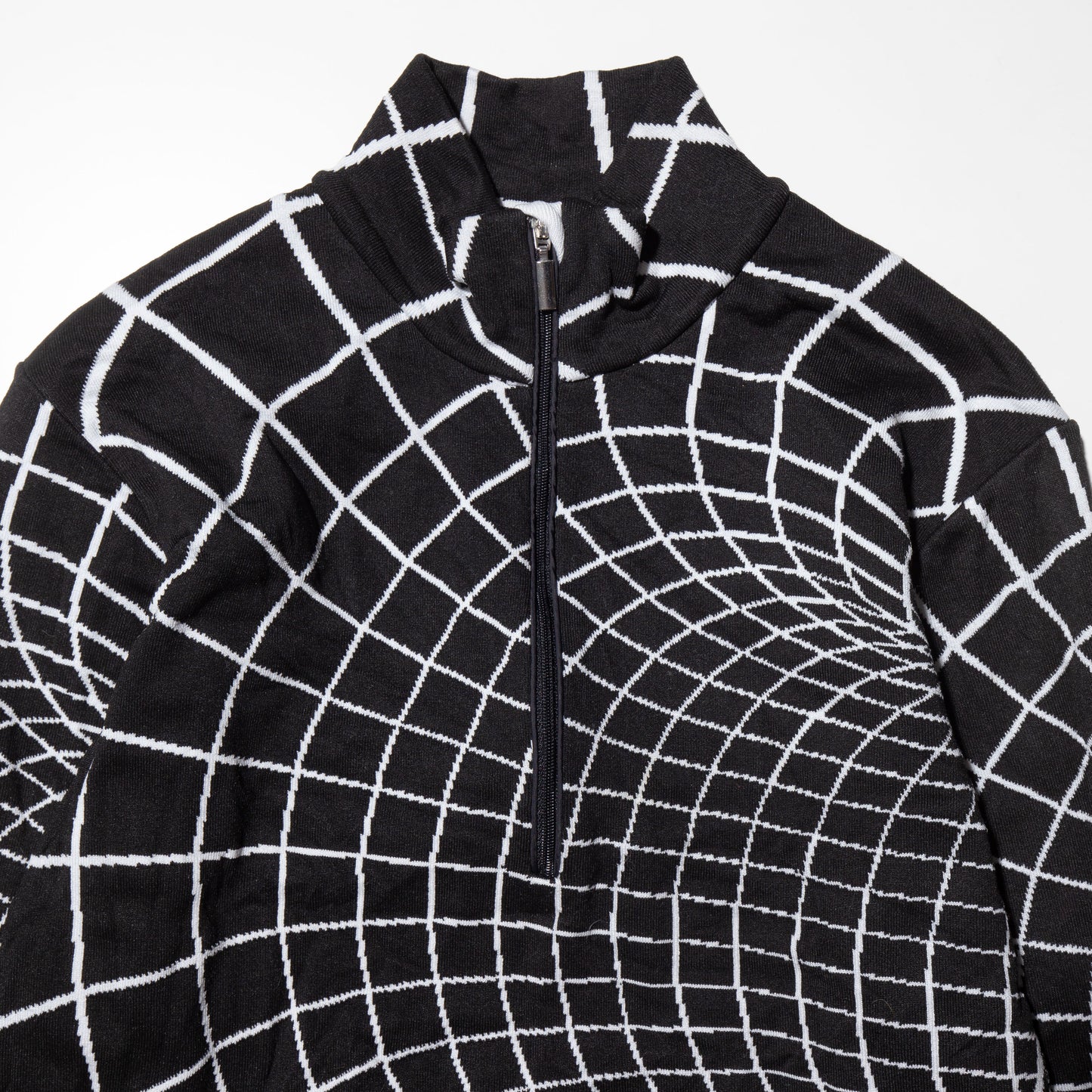 vintage geometry grid half zip l/s